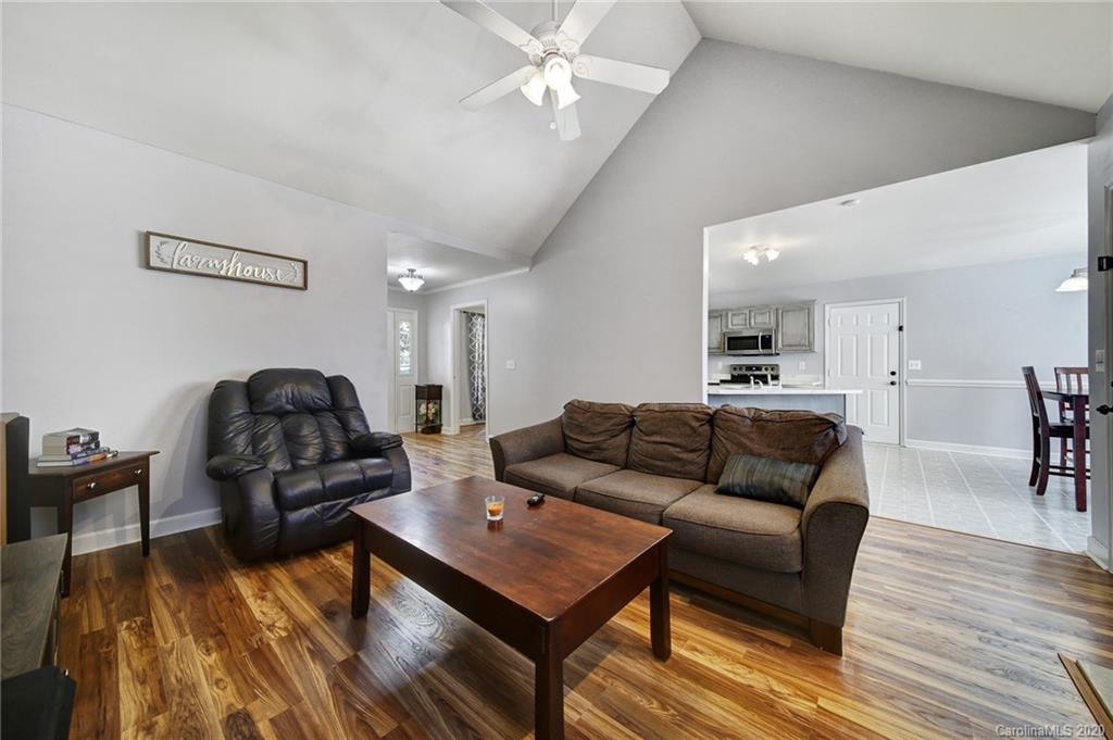 5641 West Liberty Hill Road York, SC 29745 - Photo 9 of 38 Gallery Image 9