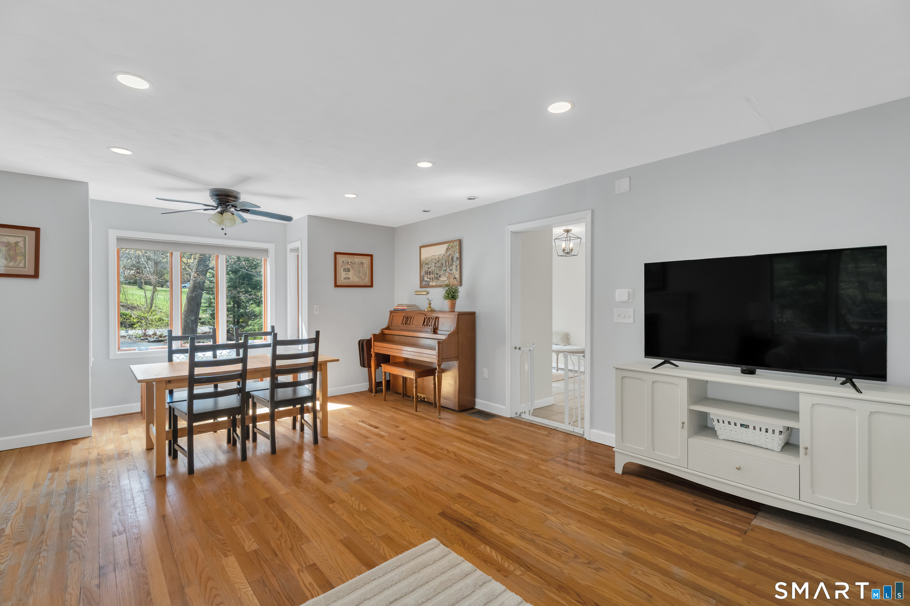 72 Inchcliffe Drive Ledyard, CT 06335 - Photo 14 of 40