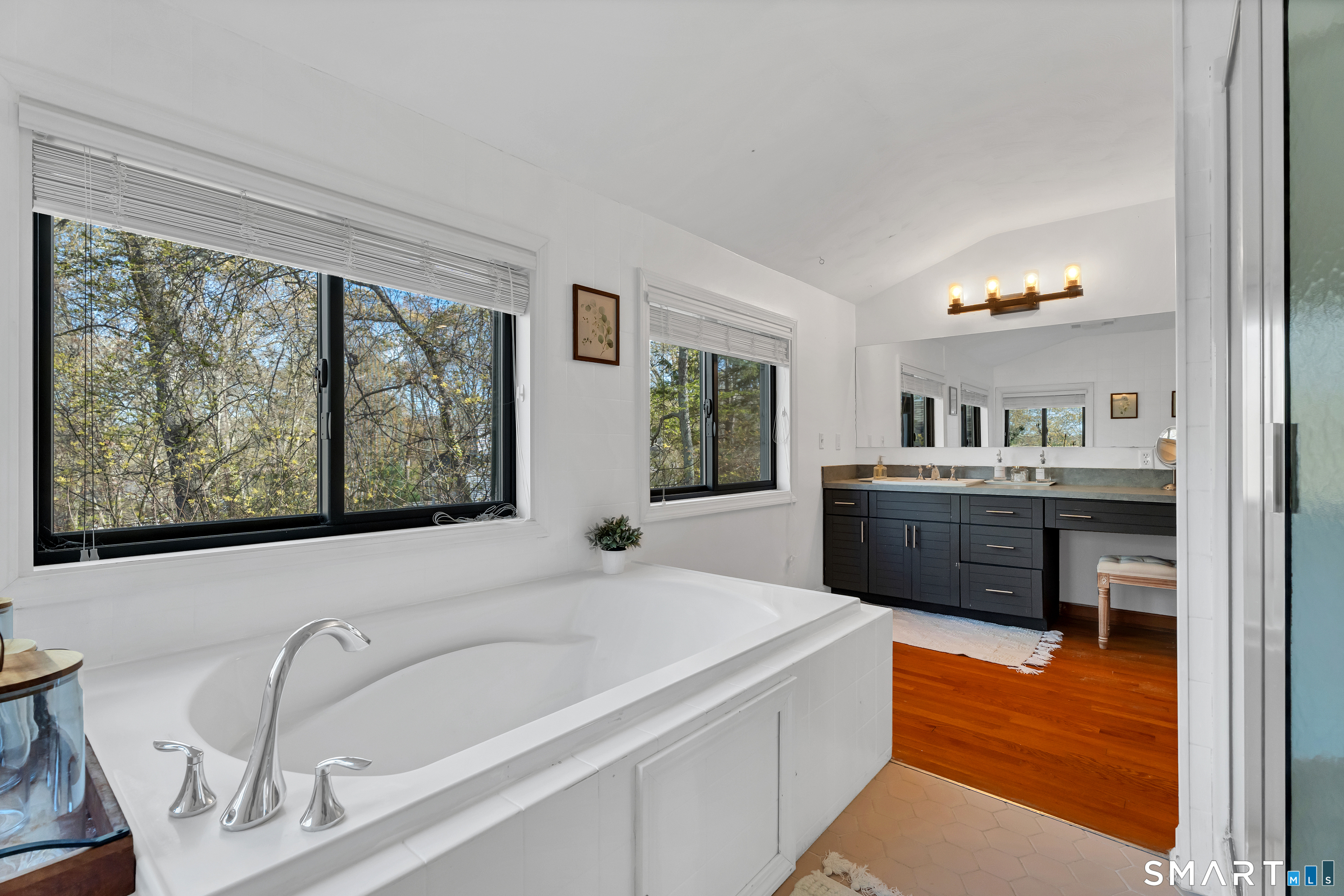 72 Inchcliffe Drive Ledyard, CT 06335 - Photo 18 of 40