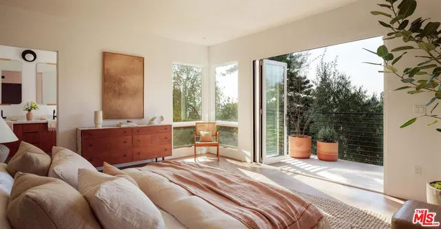 $2,095,000 | 1929 Phillips Way, Los Angeles, CA 90042