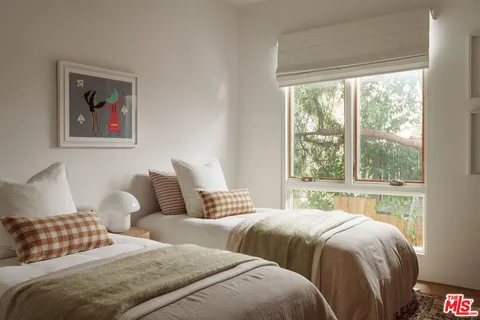 $2,095,000 | 1929 Phillips Way, Los Angeles, CA 90042