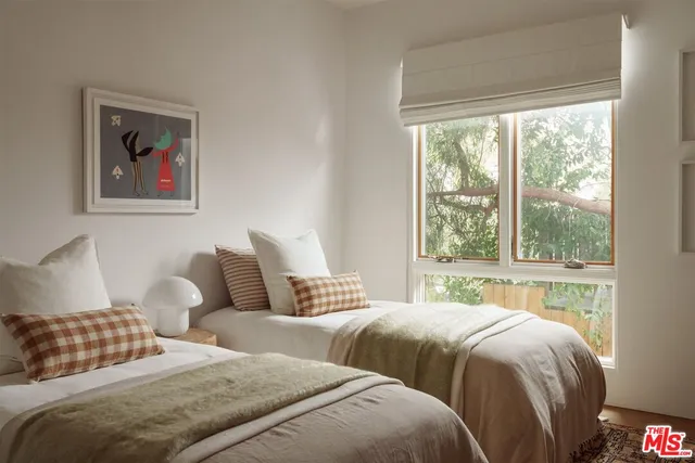 $2,095,000 | 1929 Phillips Way, Los Angeles, CA 90042