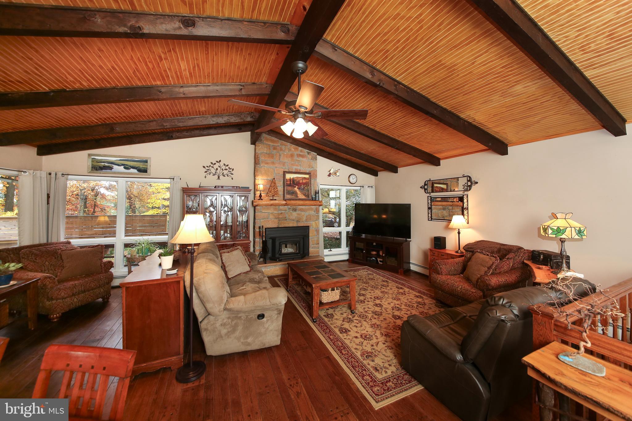 368 Kintner Road Kintnersville, PA 18930 - Photo 4 of 42 Gallery Image 4