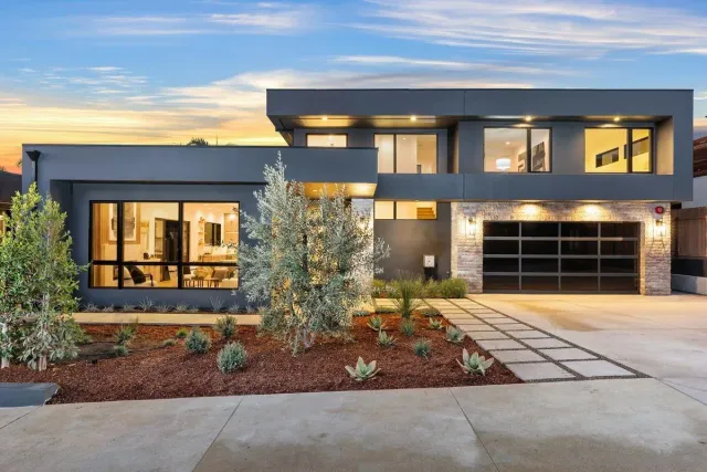 $3,995,000 | 806 Hygeia Avenue, Encinitas, CA 92024