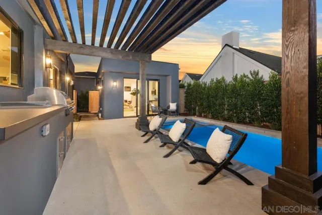 $3,995,000 | 806 Hygeia Avenue, Encinitas, CA 92024