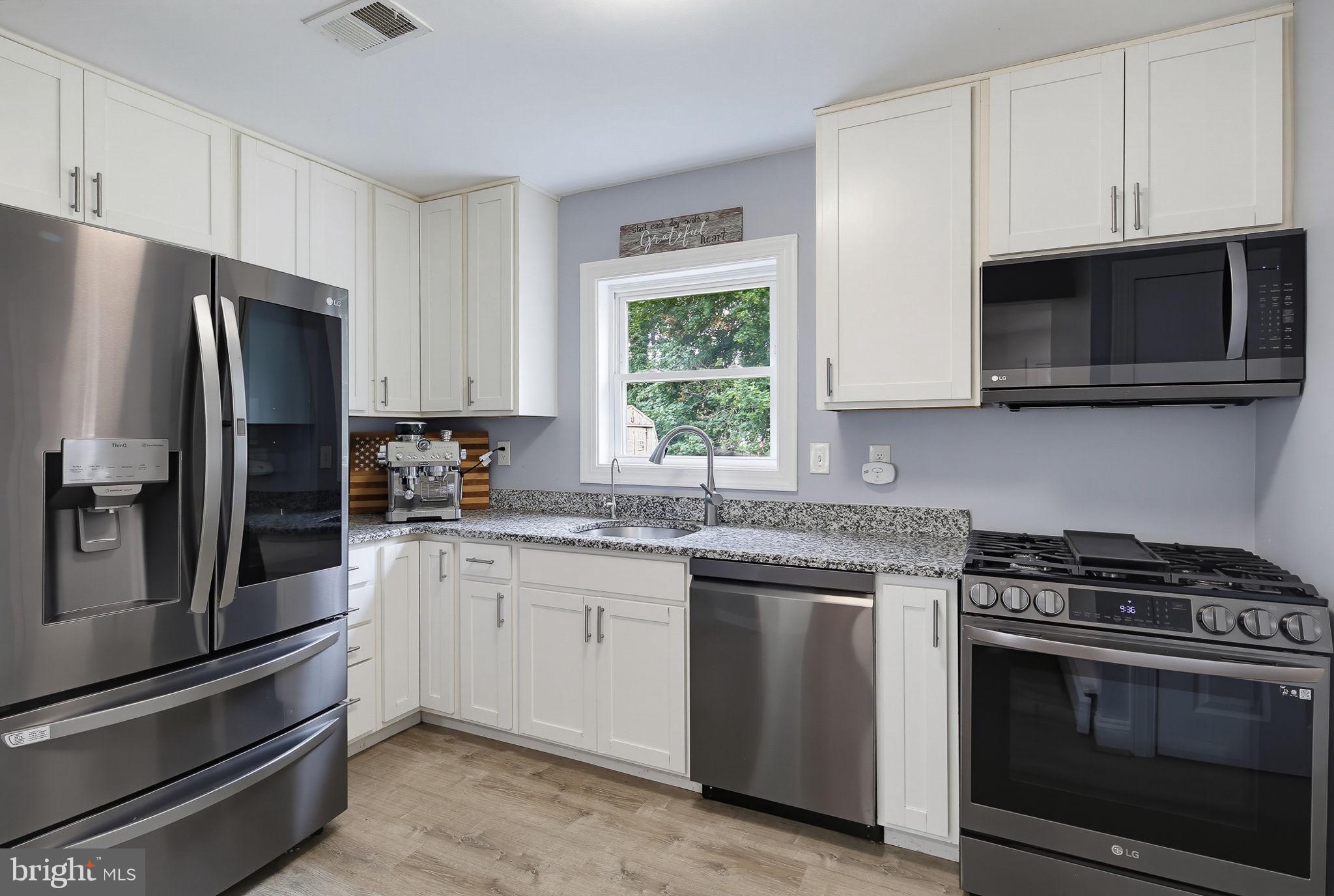 3 Austin Road Reisterstown, MD 21136 - Photo 6 of 37 Modern kitchen with sleek appliances.
