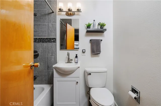 a view of a black and white wall