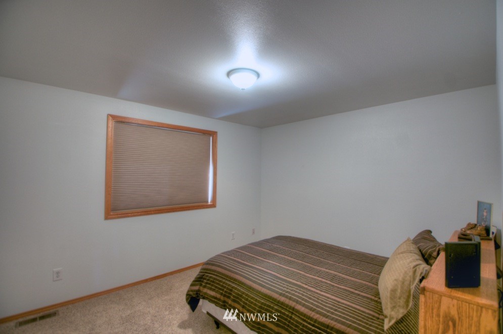 7205 Meridian Road Southeast Olympia, WA 98513 - Photo 17 of 25 Gallery Image 17