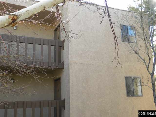 105 Vista Rafael Parkway Reno, NV 89503 - Photo 2 of 8 Photo 2
