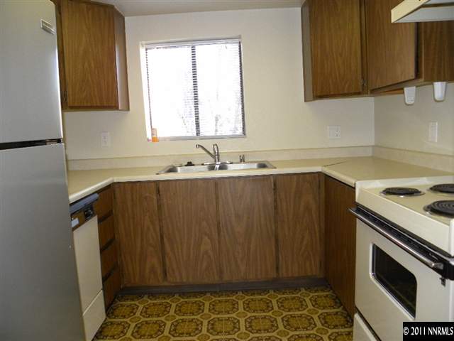 105 Vista Rafael Parkway Reno, NV 89503 - Photo 6 of 8 Photo 6