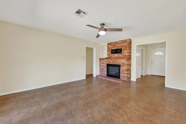 $2,475 | 10214 Londonderry Drive, Houston, TX 77043