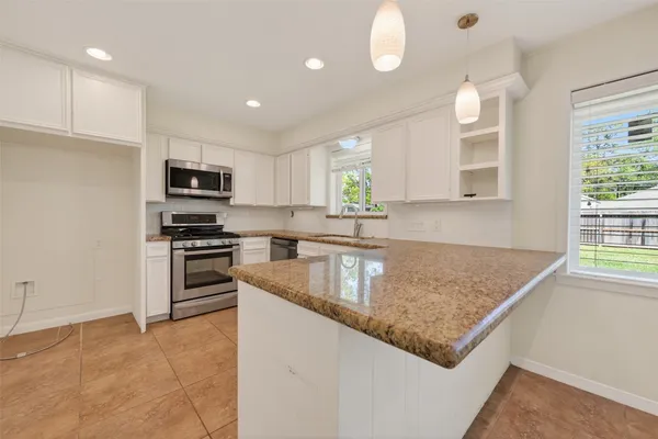 $2,475 | 10214 Londonderry Drive, Houston, TX 77043