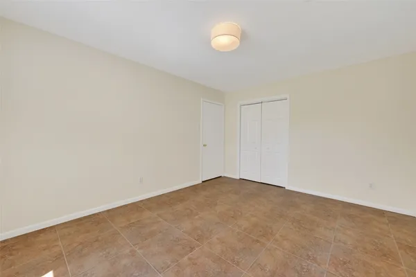 $2,475 | 10214 Londonderry Drive, Houston, TX 77043