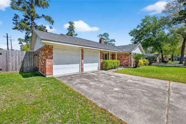 $2,475 | 10214 Londonderry Drive, Houston, TX 77043