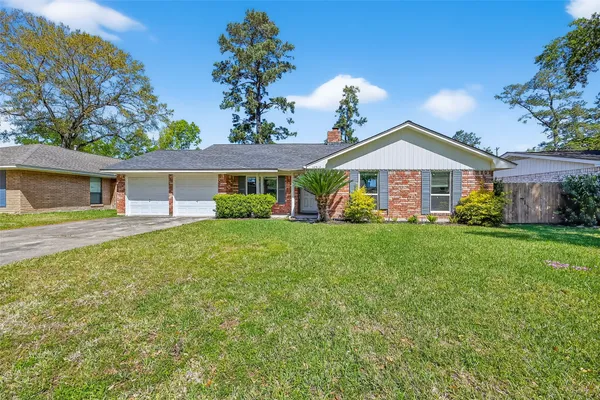 $2,475 | 10214 Londonderry Drive, Houston, TX 77043