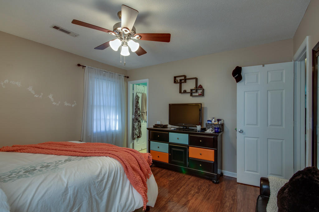 8251 Delhi Road North Charleston, SC 29406 - Photo 15 of 25 ib1601041-1015