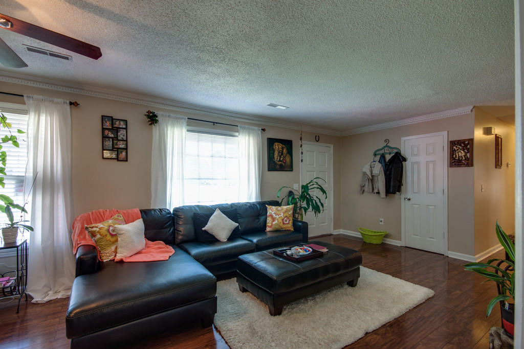 8251 Delhi Road North Charleston, SC 29406 - Photo 6 of 25 ib1601041-1006