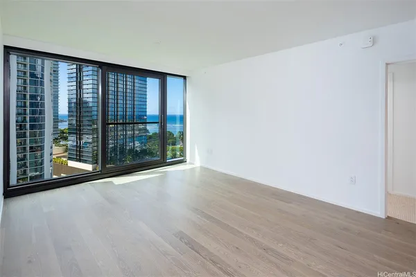 $6,200 | 333 Ward Avenue, Unit 1704, Honolulu, HI 96814