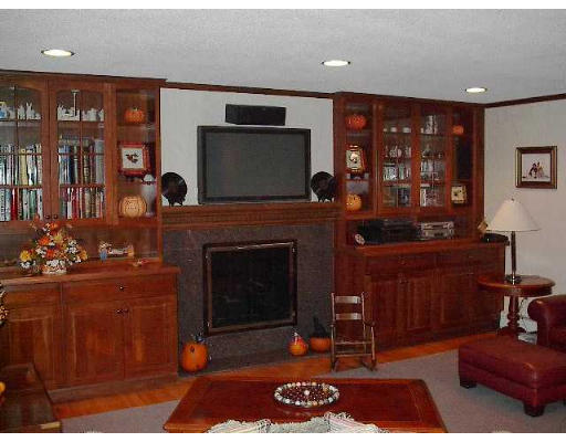 15 Southwood Road Wilbraham, MA 01095 - Photo 2 of 6 Gallery Image 2