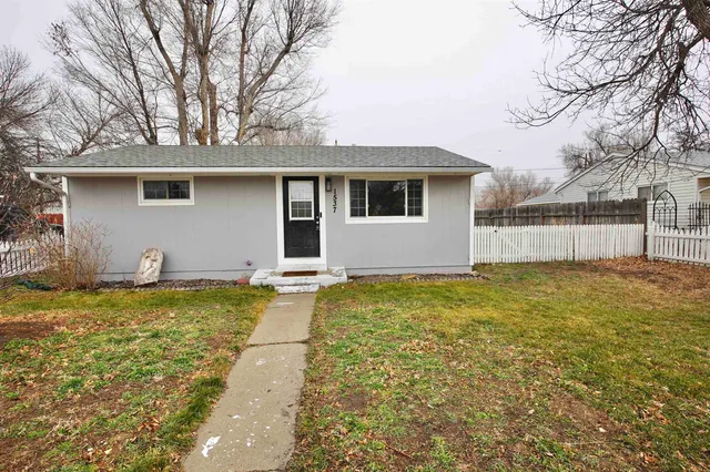 $186,000 | 1537 Kit Carson Avenue, Casper, WY 82604