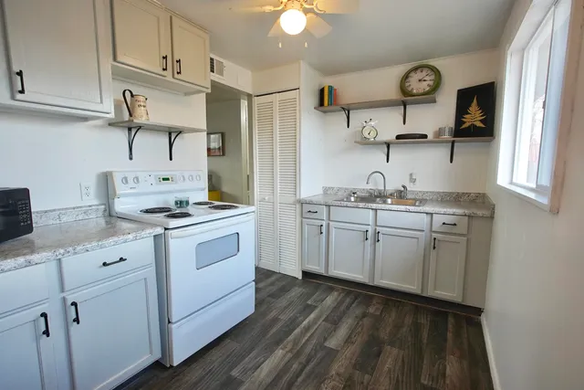 $186,000 | 1537 Kit Carson Avenue, Casper, WY 82604