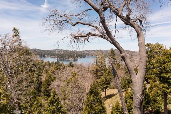 $250,000 | 226 Hidden Forest Road, Lake Arrowhead, CA 92352