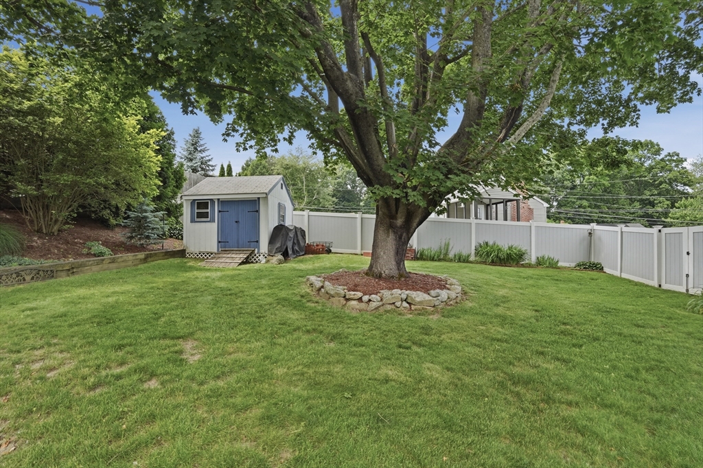 12 Edgewood Road Milford, MA 01757 - Photo 31 of 41