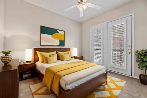 $335,000 | 2400 McCue Road, Unit 206, Houston, TX 77056