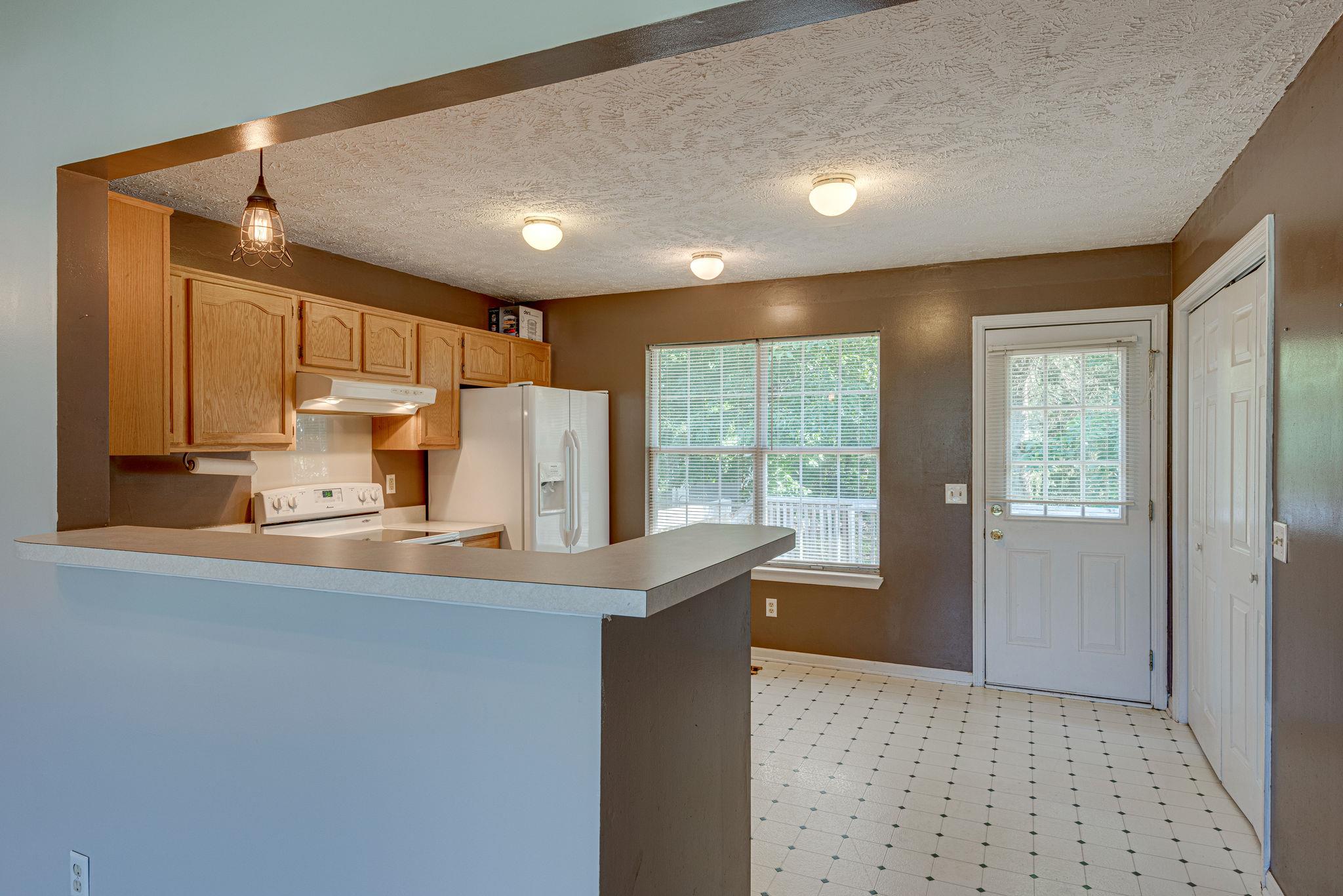 315 Preacher Road Charlotte, TN 37036 - Photo 9 of 26 Gallery Image 9
