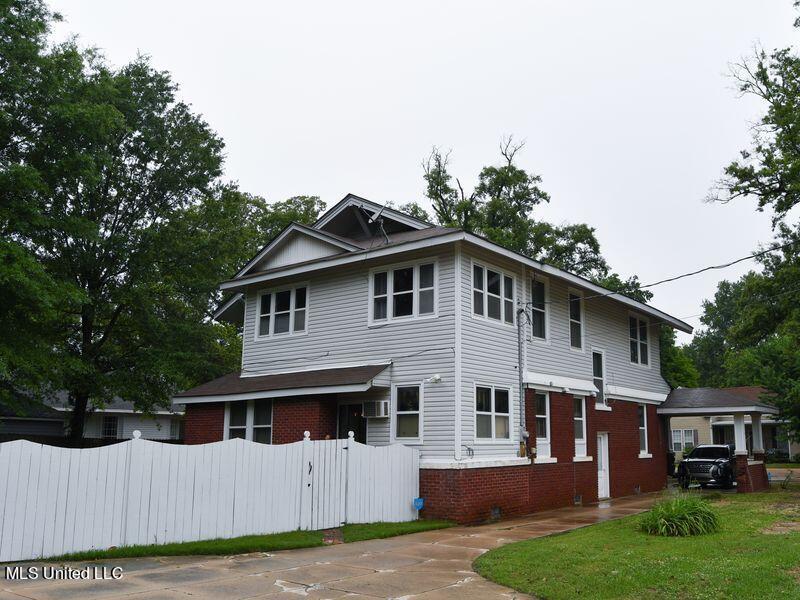 330 Maple Street Marks, MS 38646 - Photo 5 of 28 SIDE