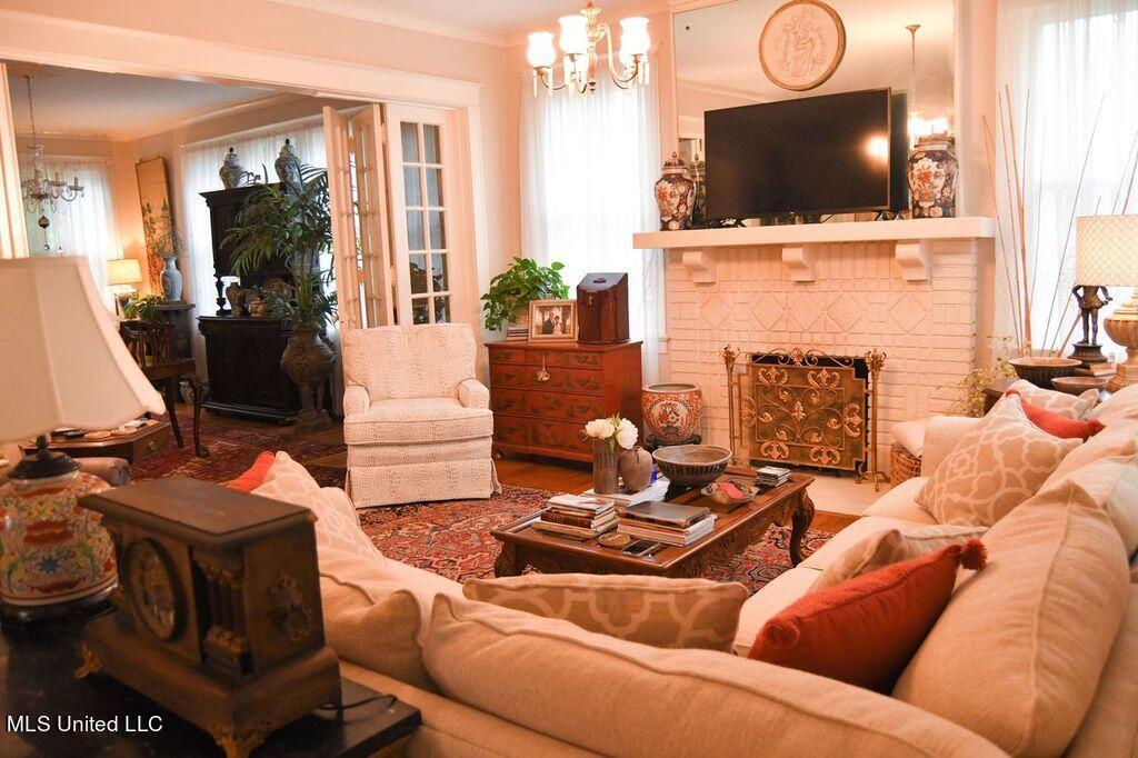330 Maple Street Marks, MS 38646 - Photo 10 of 28 LIVING AREA-2