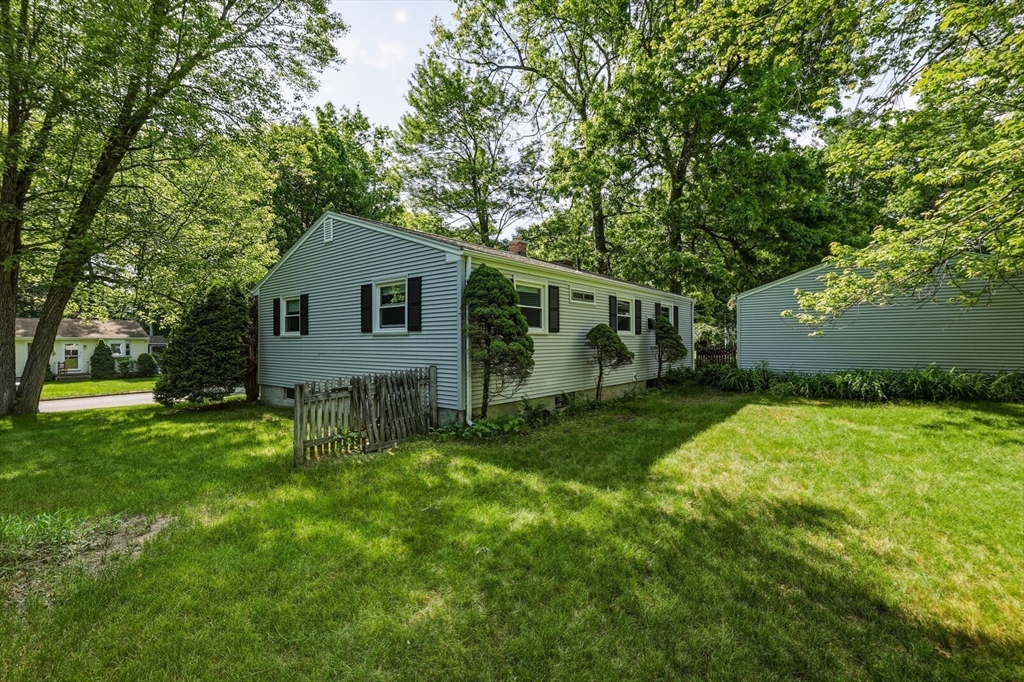 64 Tioga Street Springfield, MA 01128 - Photo 24 of 27
