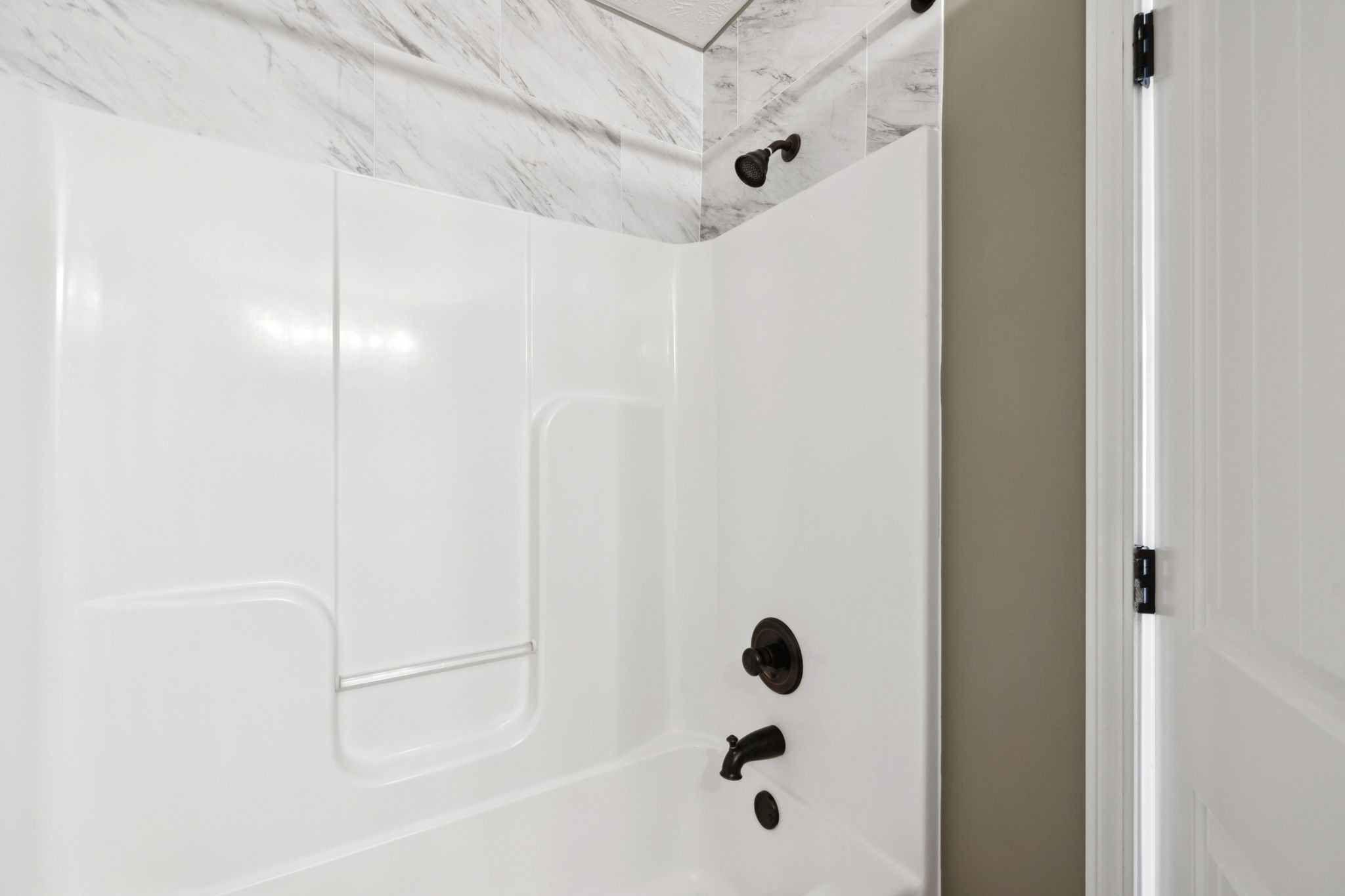 538 Indian Springs Circle Manchester, TN 37355 - Photo 23 of 59 a bathroom with a shower