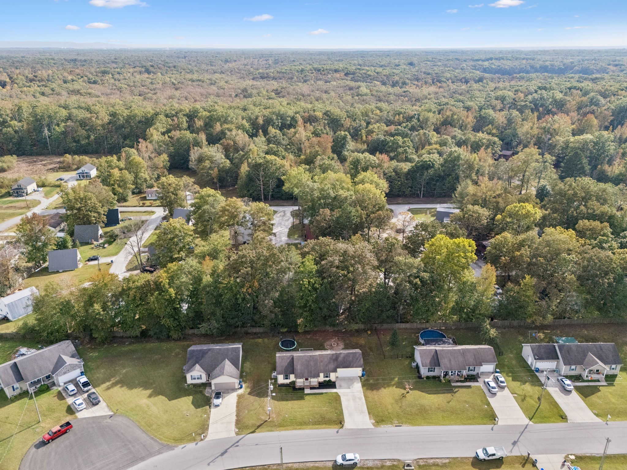 538 Indian Springs Circle Manchester, TN 37355 - Photo 50 of 59 an aerial view of a house with swimming pool and lake view