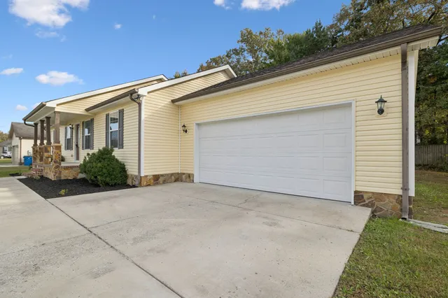 $275,000 | 538 Indian Springs Circle, Manchester, TN 37355