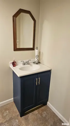 $95,000 | 428 North Main Street, Lewistown, IL 61542