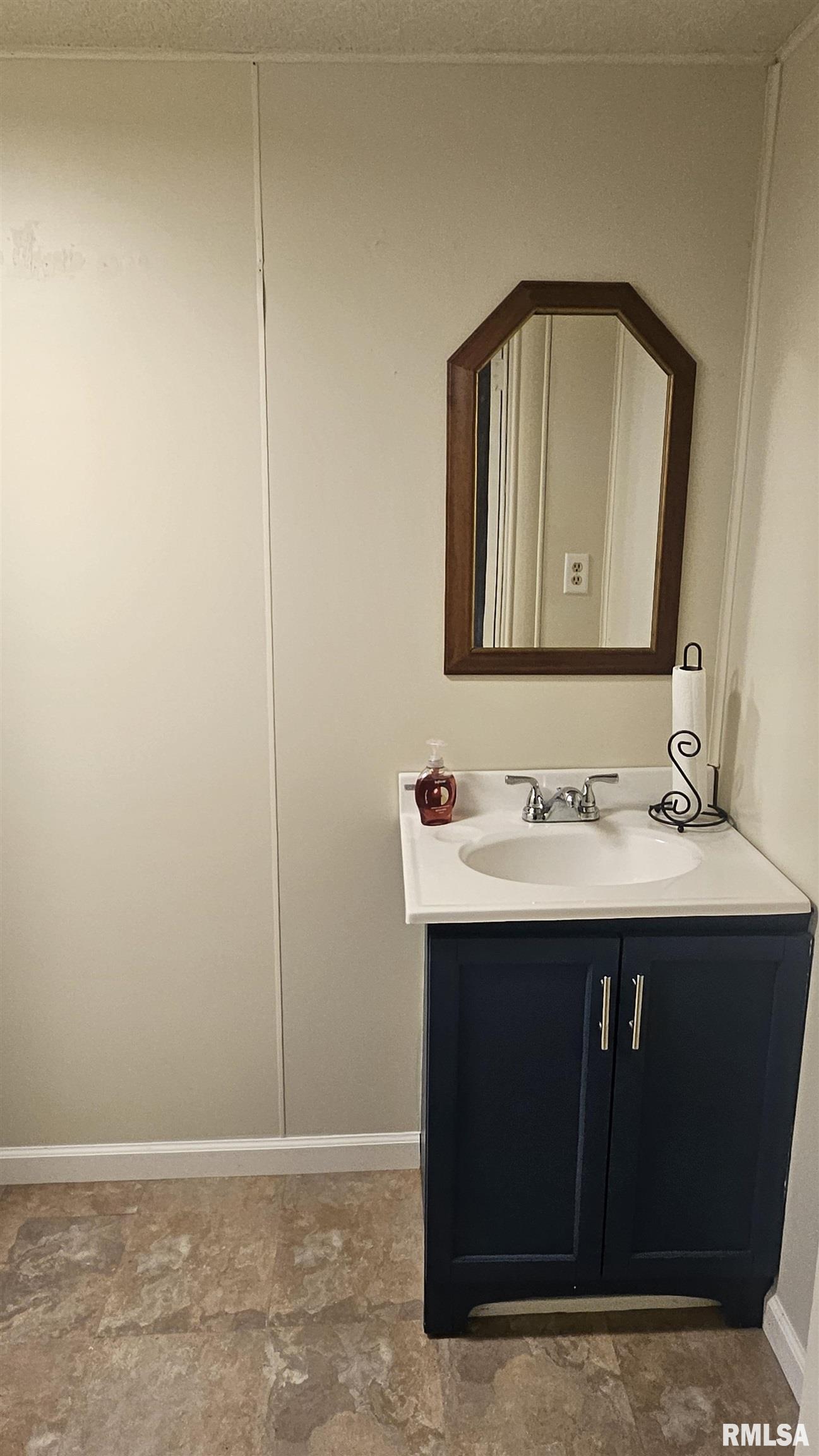 428 North Main Street Lewistown, IL 61542 - Photo 22 of 50