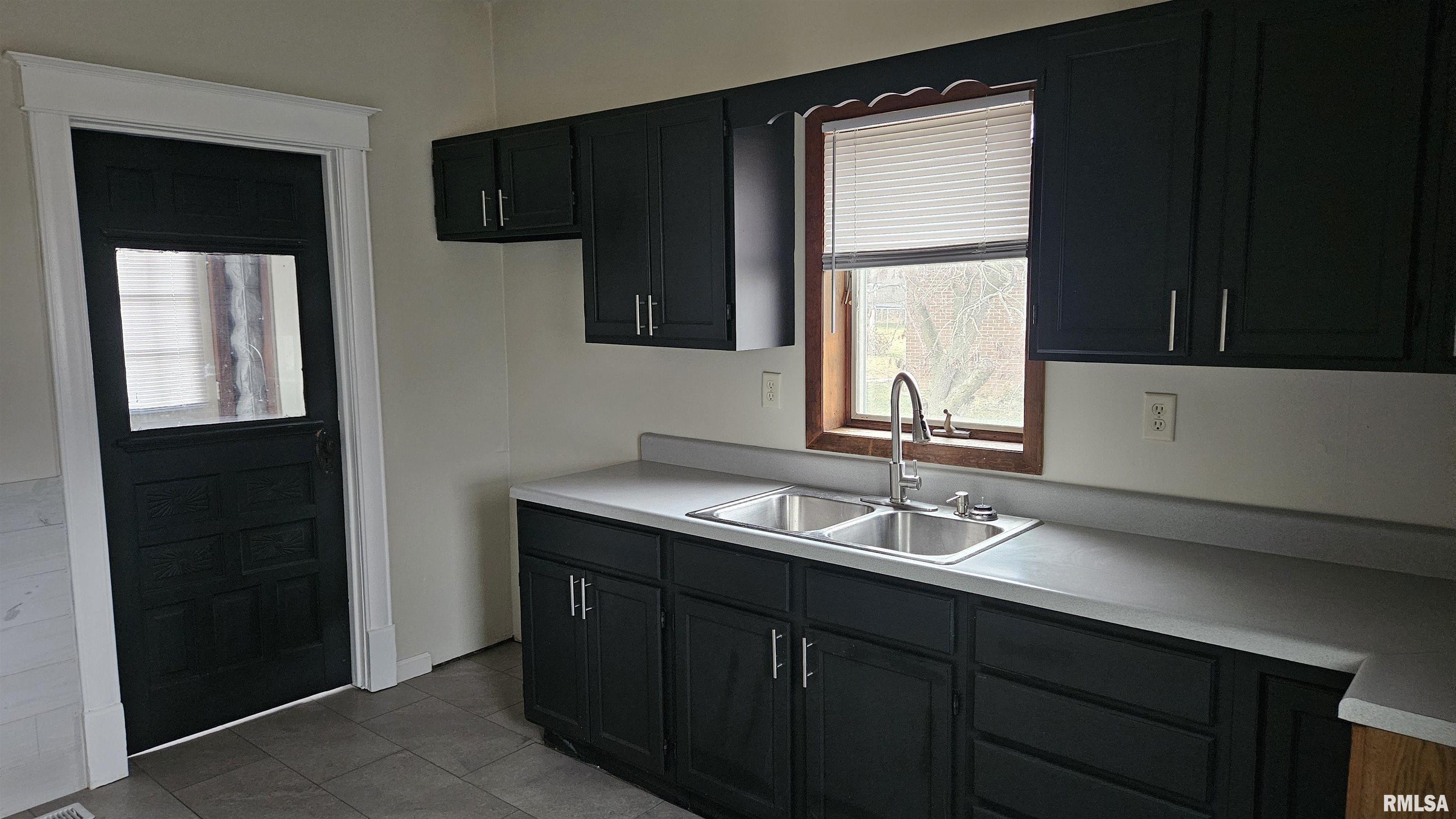 428 North Main Street Lewistown, IL 61542 - Photo 28 of 50