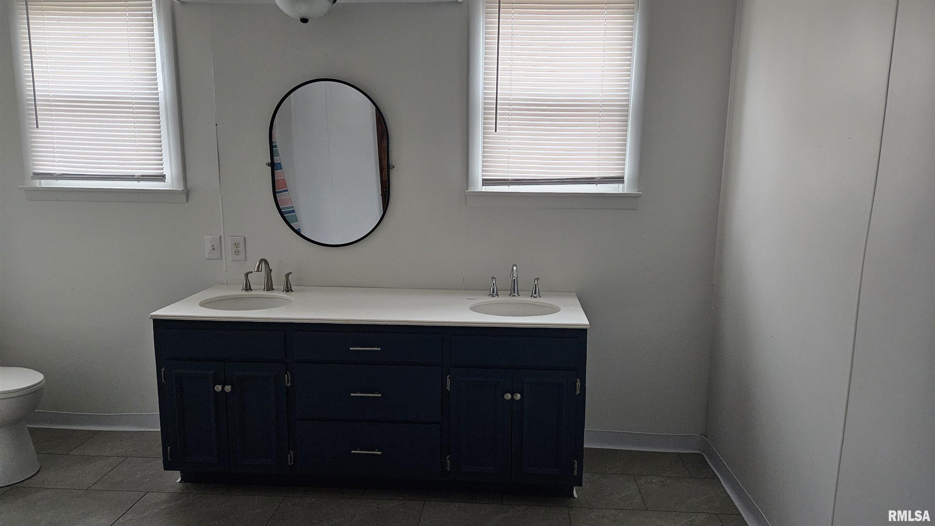 428 North Main Street Lewistown, IL 61542 - Photo 40 of 50