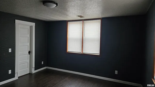 $95,000 | 428 North Main Street, Lewistown, IL 61542