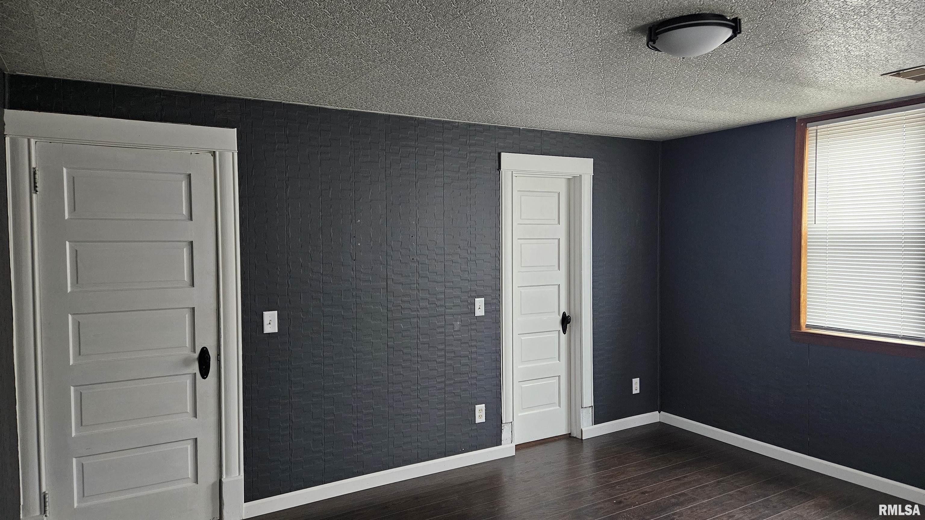 428 North Main Street Lewistown, IL 61542 - Photo 47 of 50