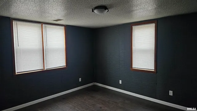 $95,000 | 428 North Main Street, Lewistown, IL 61542