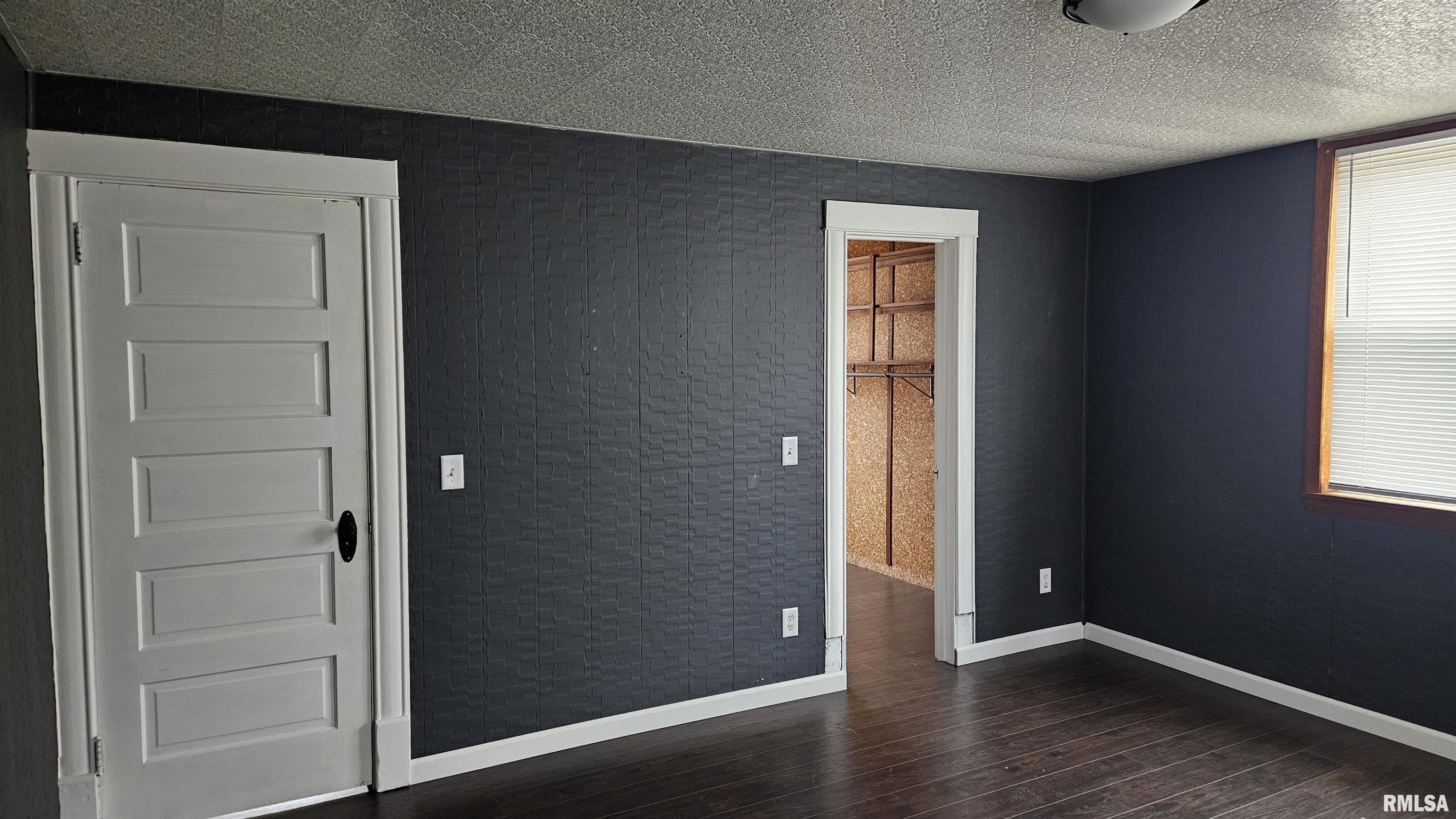 428 North Main Street Lewistown, IL 61542 - Photo 49 of 50