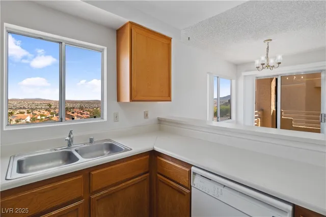 $195,000 | 2191 Bay Club Drive, Unit 204, Laughlin, NV 89029