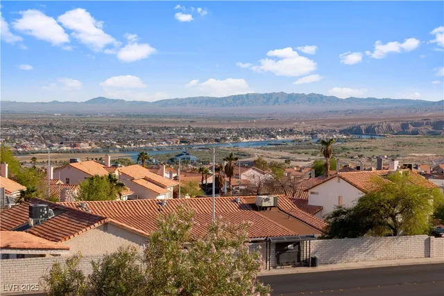 $195,000 | 2191 Bay Club Drive, Unit 204, Laughlin, NV 89029