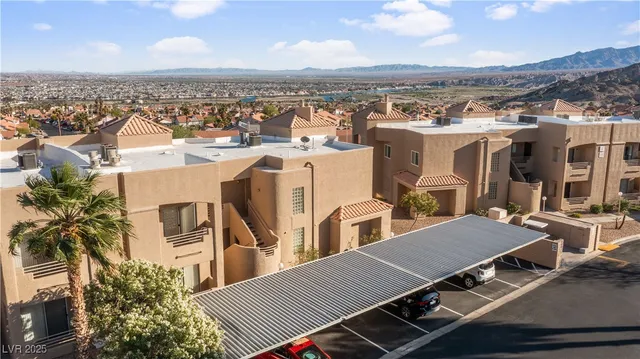 $195,000 | 2191 Bay Club Drive, Unit 204, Laughlin, NV 89029