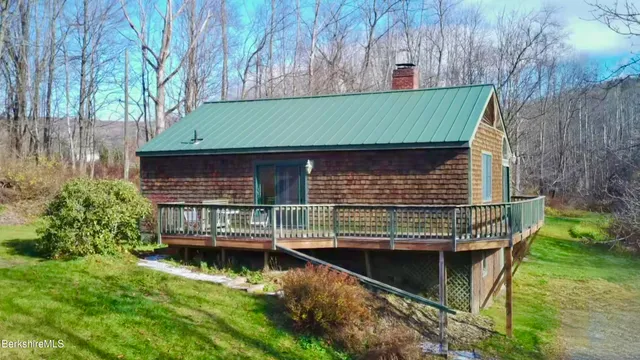 $399,000 | 668 North Main Street, Lanesborough, MA 01237