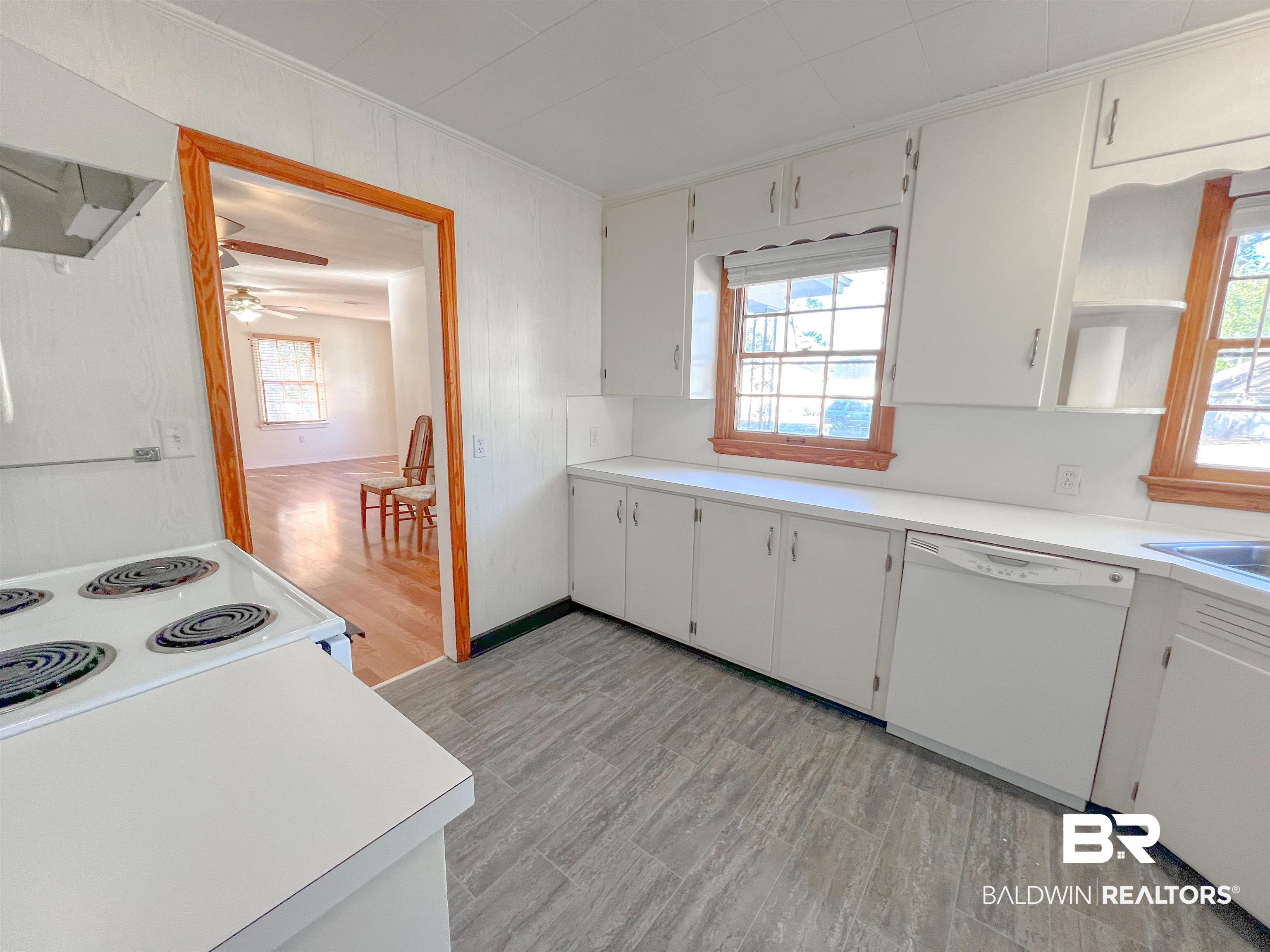 309 West Marigold Avenue Foley, AL 36535 - Photo 38 of 39