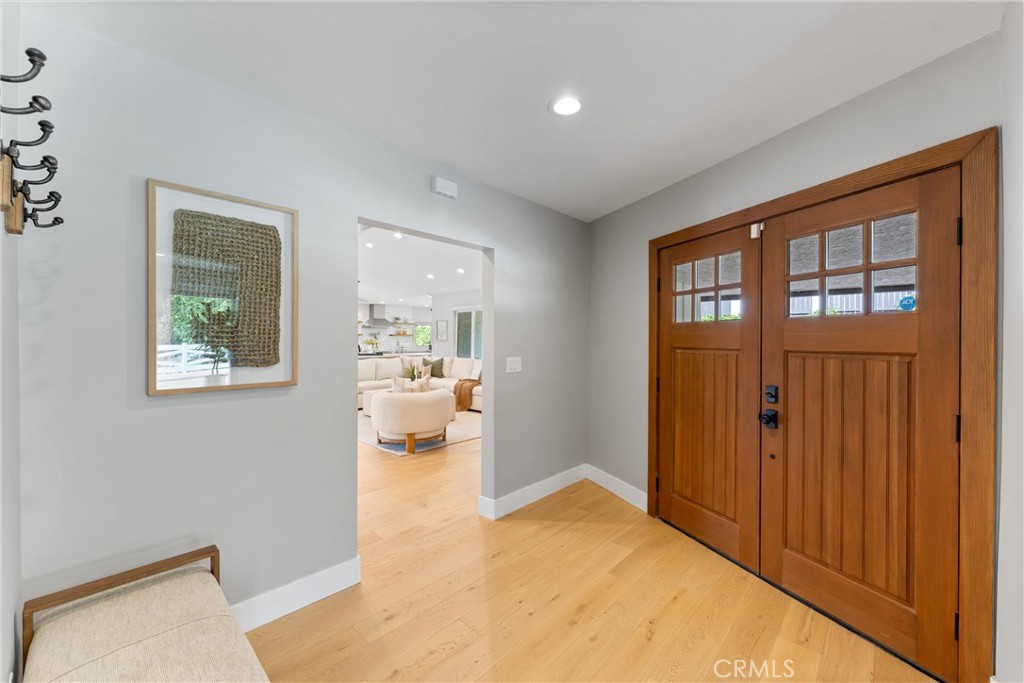 510 Laguna Road Fullerton, CA 92835 - Photo 4 of 48