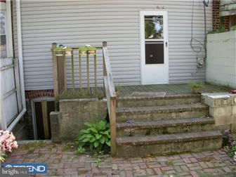 906 Marshall Road Sharon Hill, PA 19079 - Photo 6 of 12 Gallery Image 6
